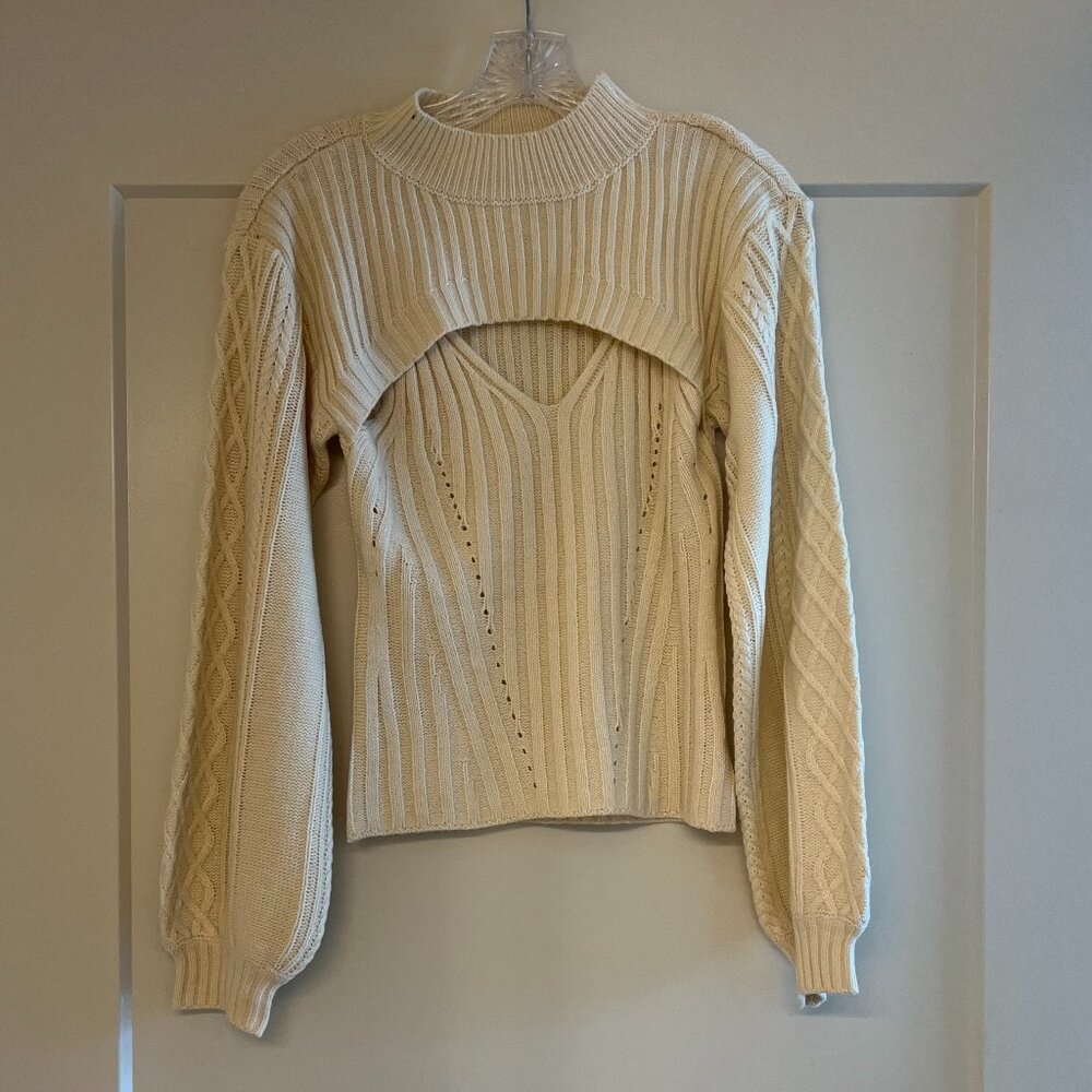 ASTR the label, Women's Size S, Cream Colored Knit Sweater with Keyhole Neckline